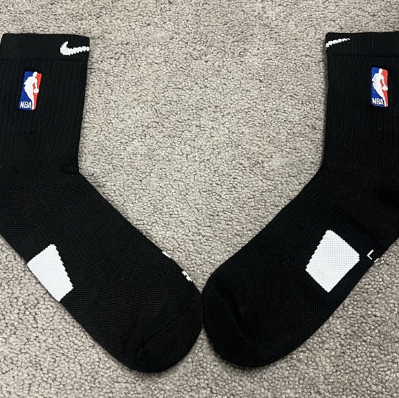 Nike Elite NBA Dri-FIT Basketball Quarter Crew Socks Black White 2 Pairs - Picture 9 of 10